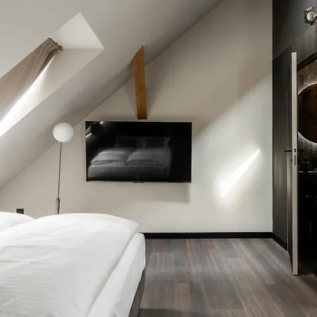 Sun & Snow Boutique Casino *