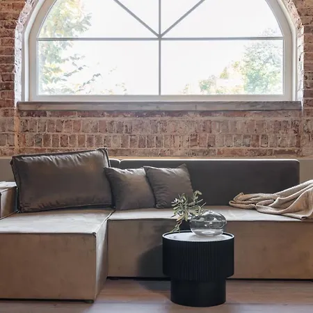 Sun & Snow Boutique Casino Βρότσλαβ